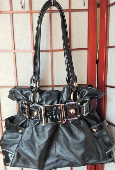 wilson leather shoulder bags